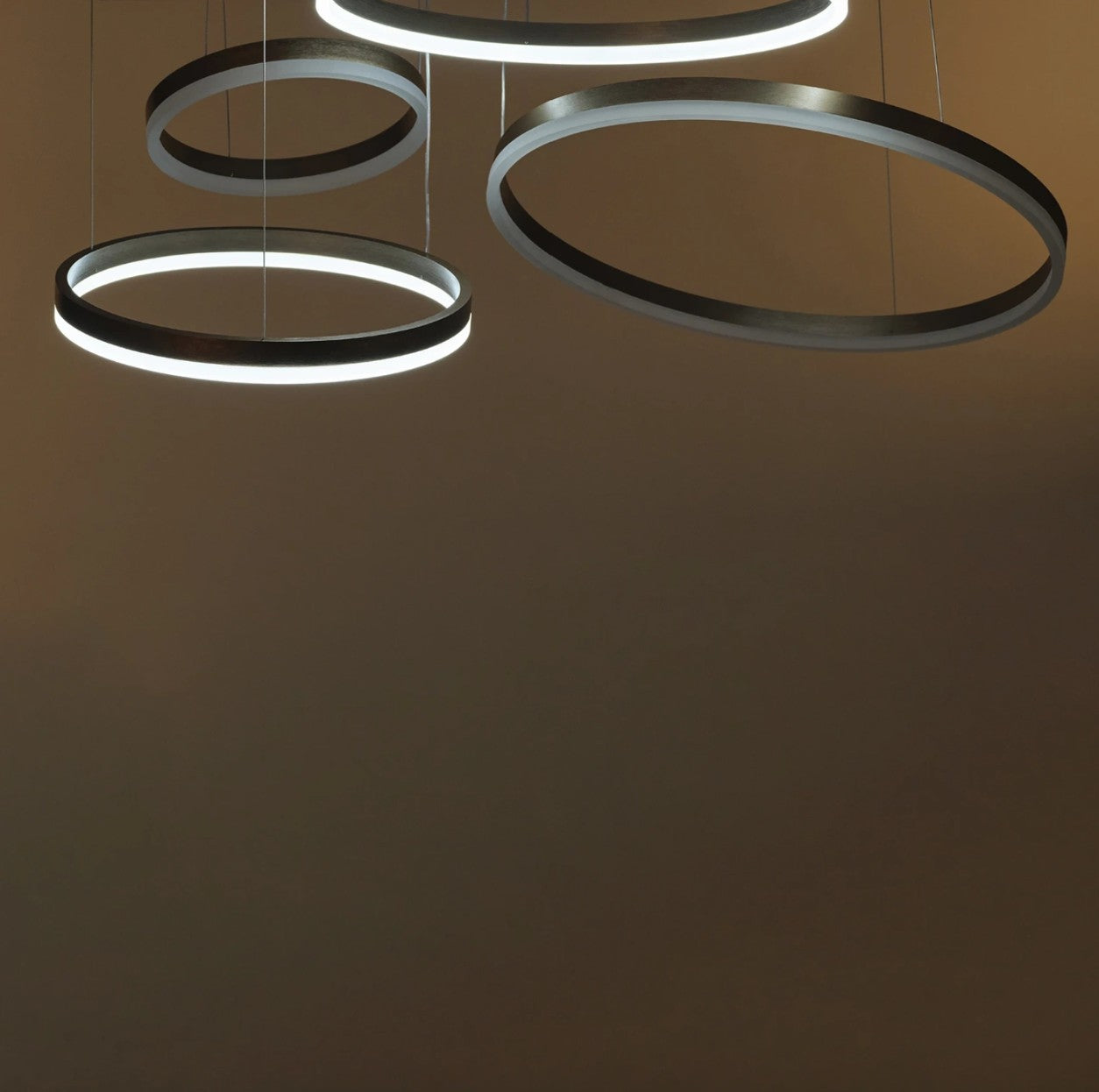 Полилей Sierra, мат злато, elbulgaria , led 204w, 13260 lm, 3000-6000 k, 2751 CP